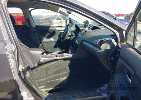 2014 Subaru Impreza 2.0I Premium z USA, uszkodzony, nr VIN JF1GJAB69EH003917